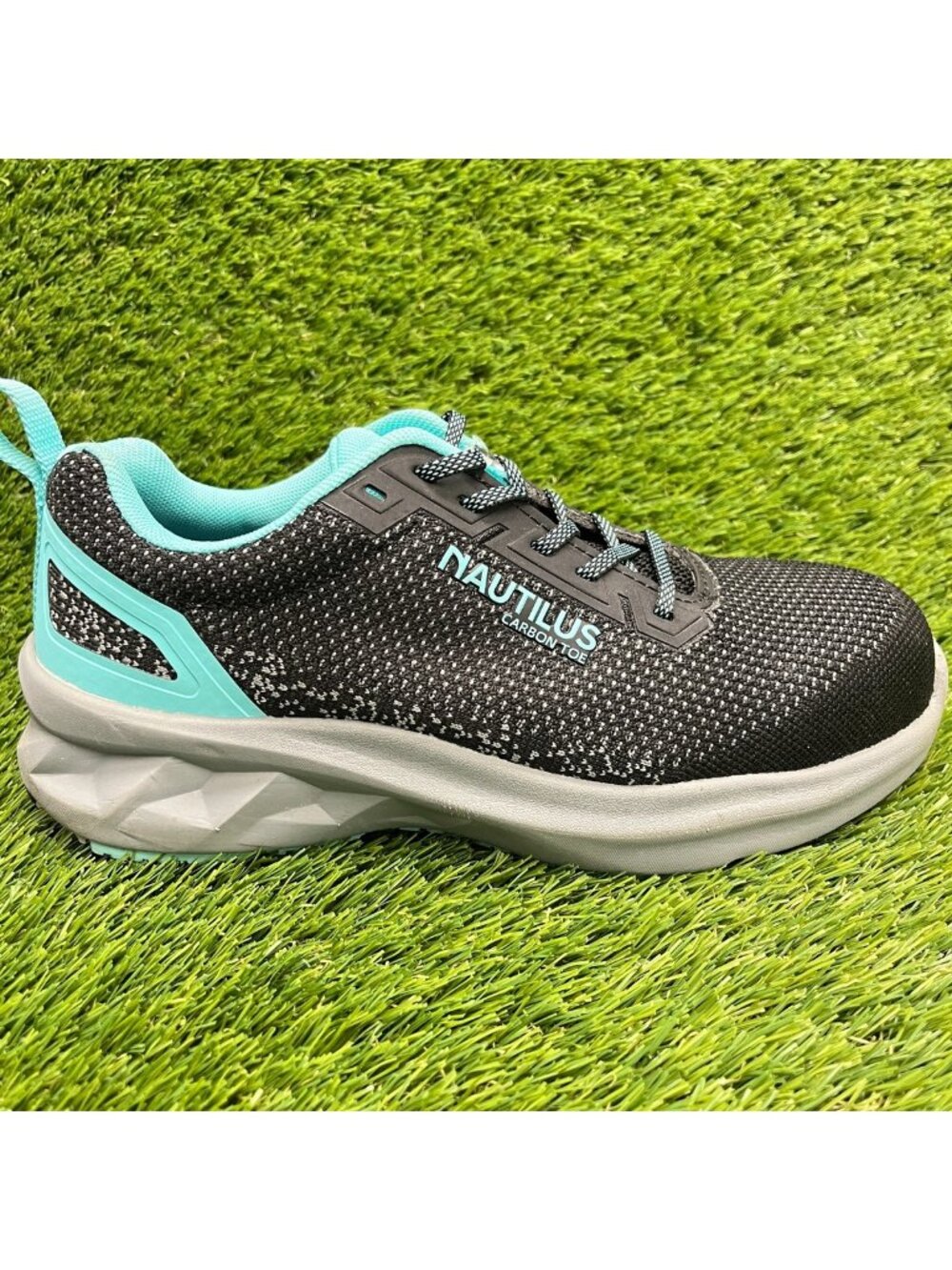 Nautilus Springwater Womens Size 7D Black Blue Composite Toe Safety Work Shoes